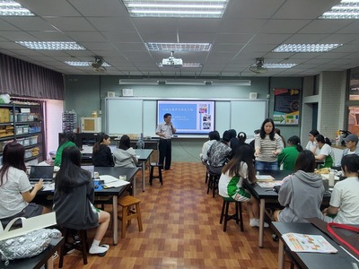 樟樹實中入班講座照片3圖片