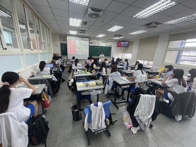 入班宣導中壢家商照片4圖片